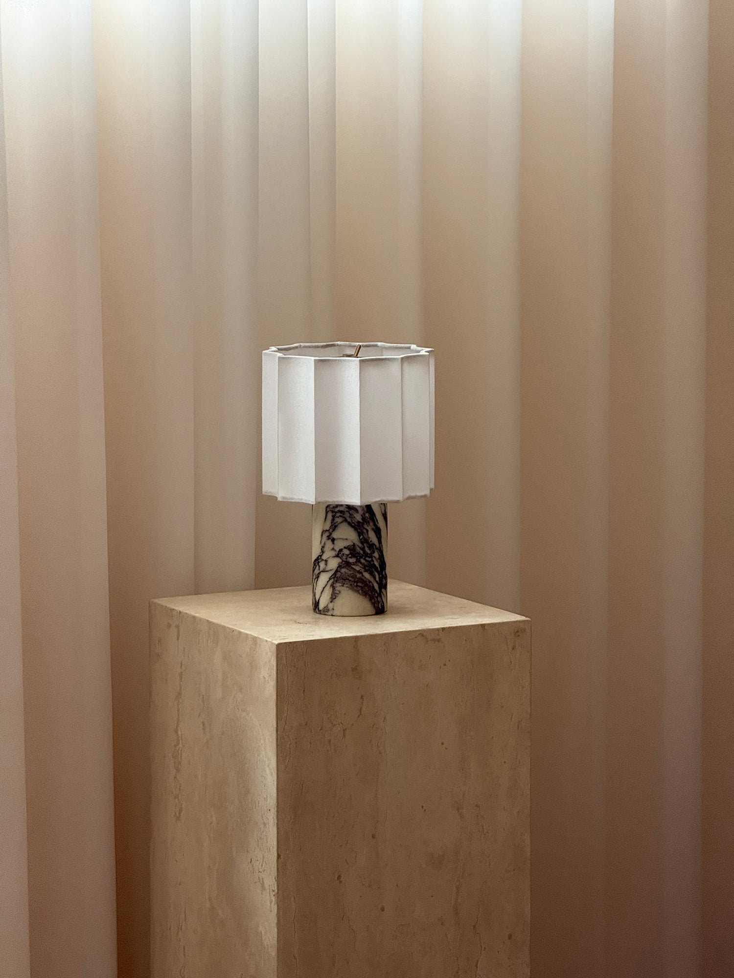 Valli Table Lamp (Built-in Battery) - Lamp Copper