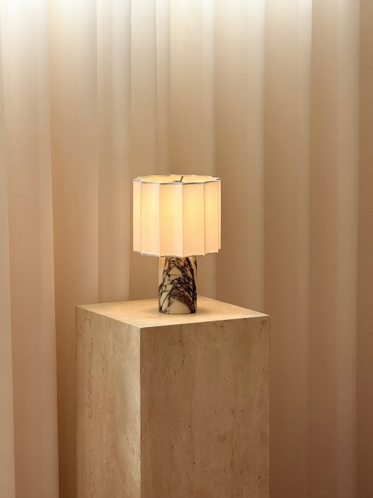 Valli Table Lamp (Built-in Battery) - Lamp Copper