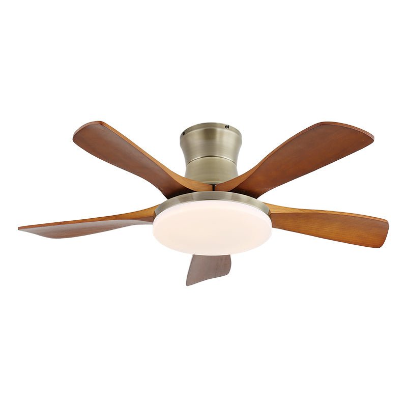 Ventilatore da soffitto Elara in un design d'interni moderno