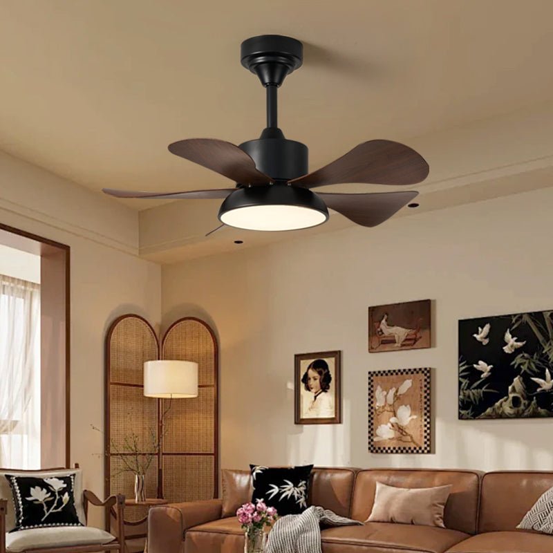 Ventilatore da soffitto Archer, primo piano della finitura nera