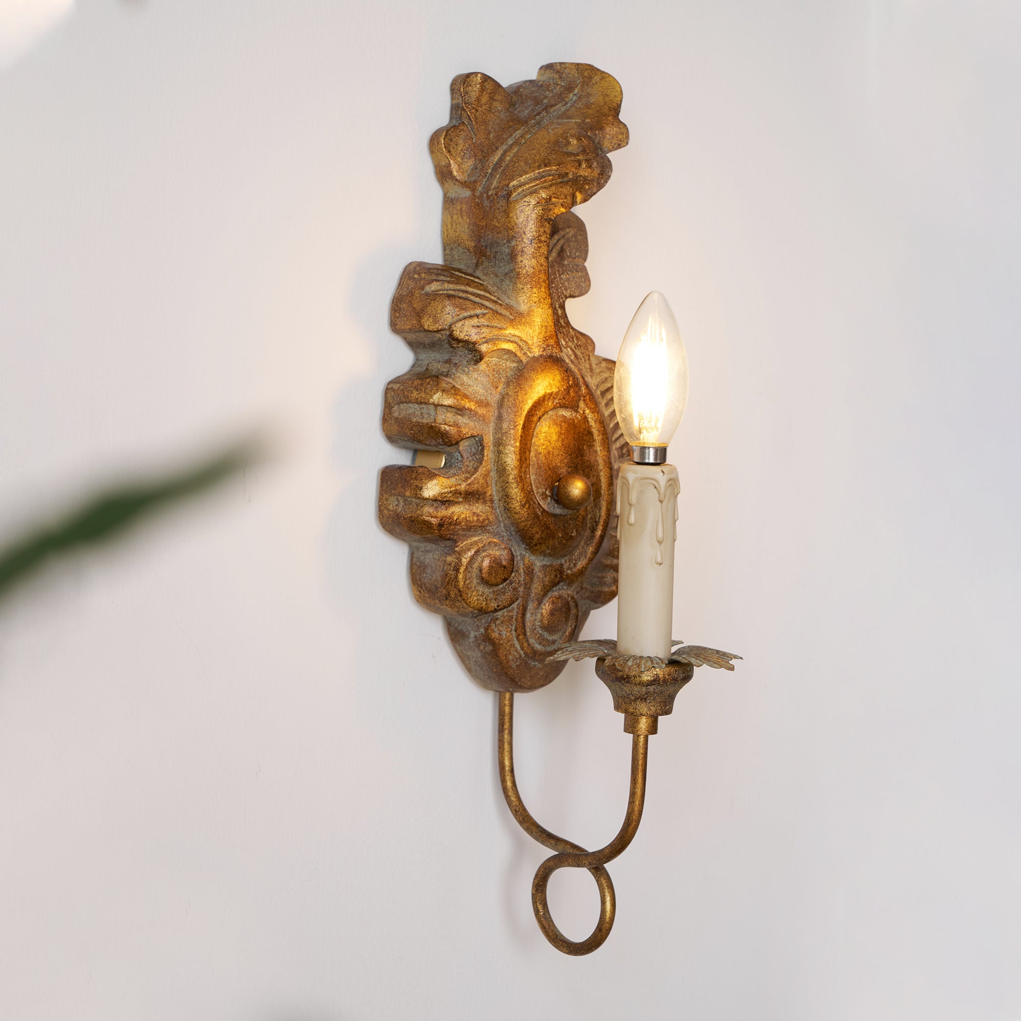 Olsilel Elegance Vintage Resin Metal Sconce Wall Lamp - Lamp Copper