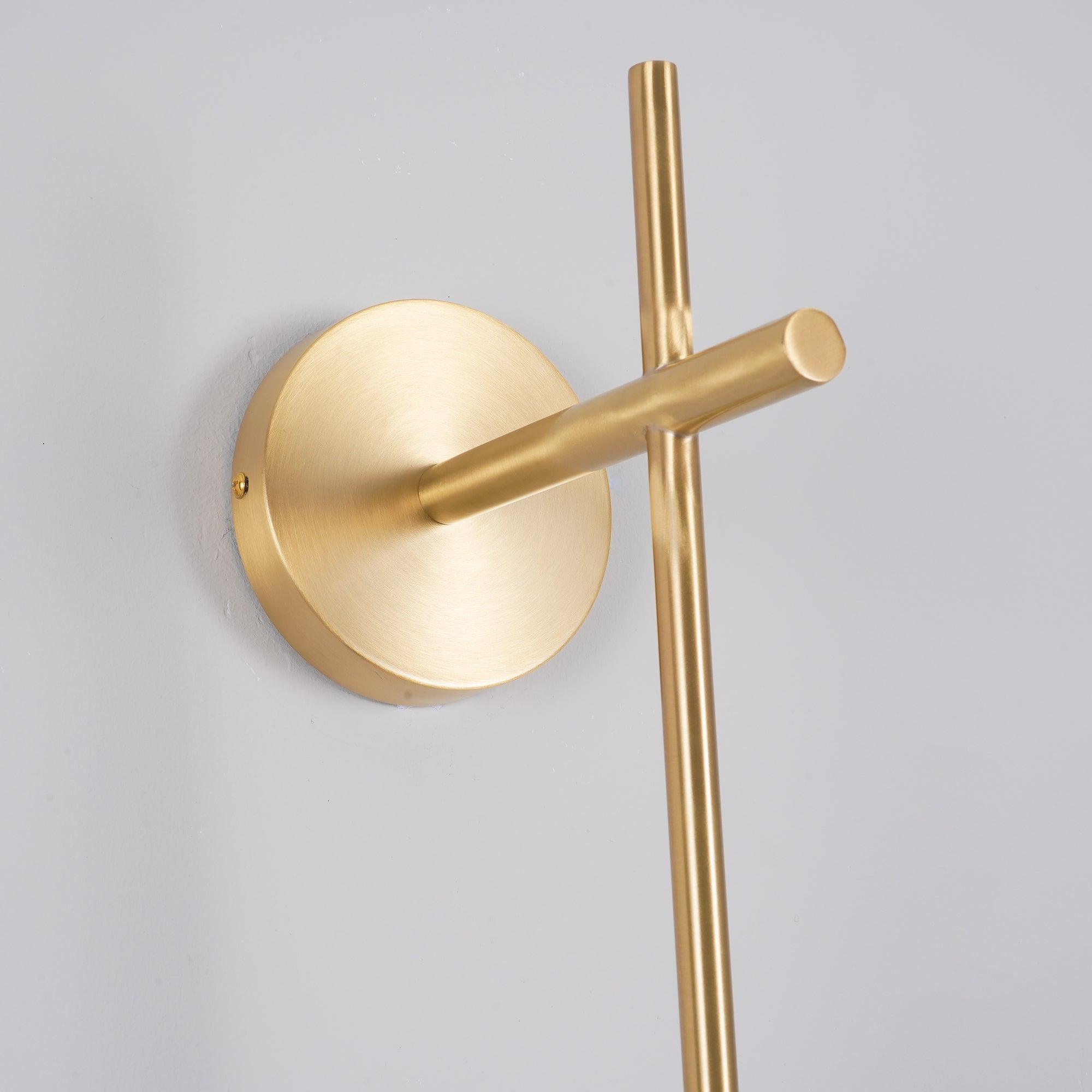Vertical Globe Wall Lamp - Blowlighting