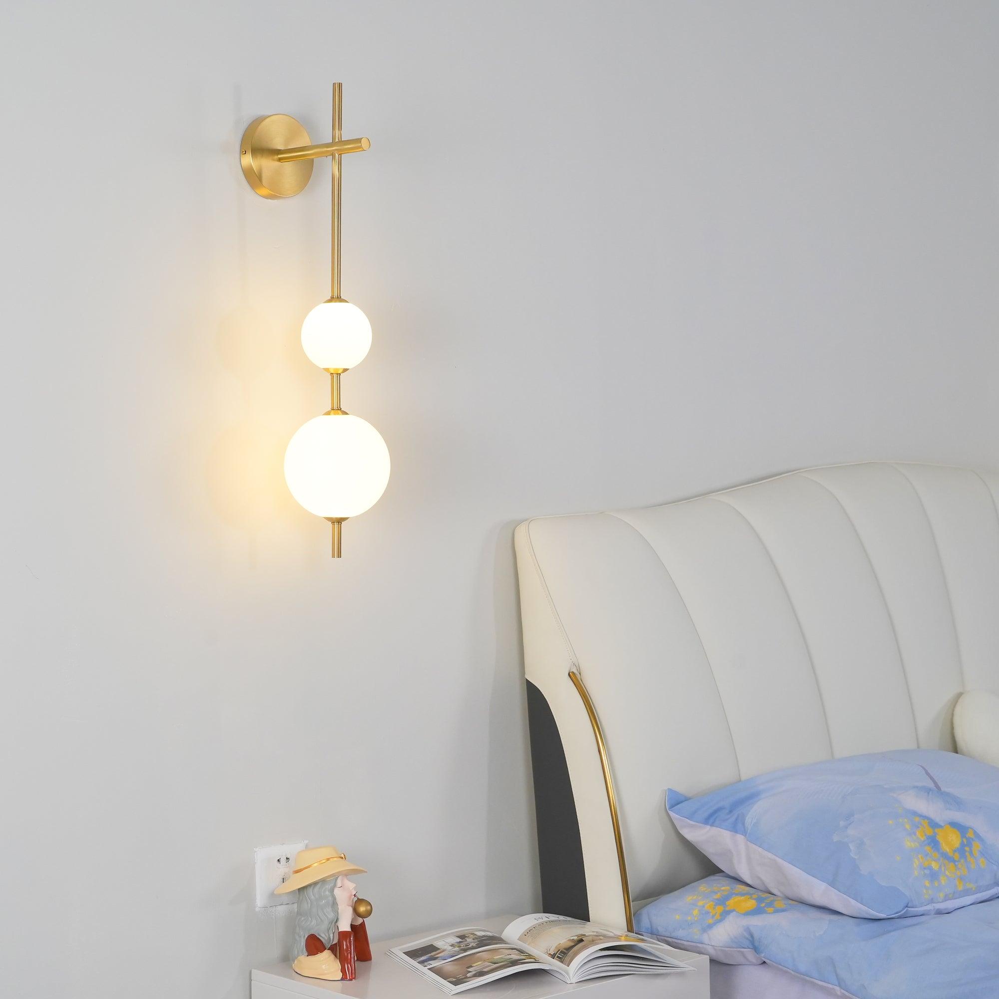 Vertical Globe Wall Lamp - Blowlighting