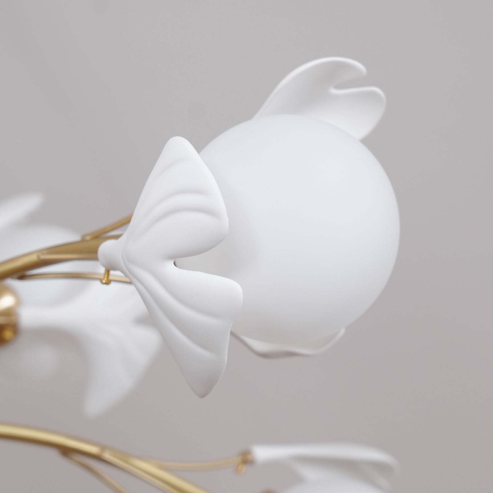 Ginkgo Leaf Chandelier with Frosted Glass Globes - Letslighting