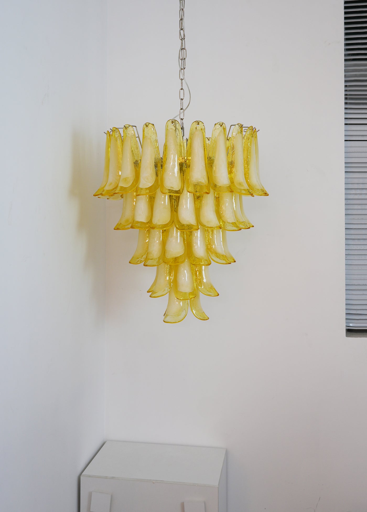Aurora Chandelier Murano Glass Petal Wave - Blowlighting