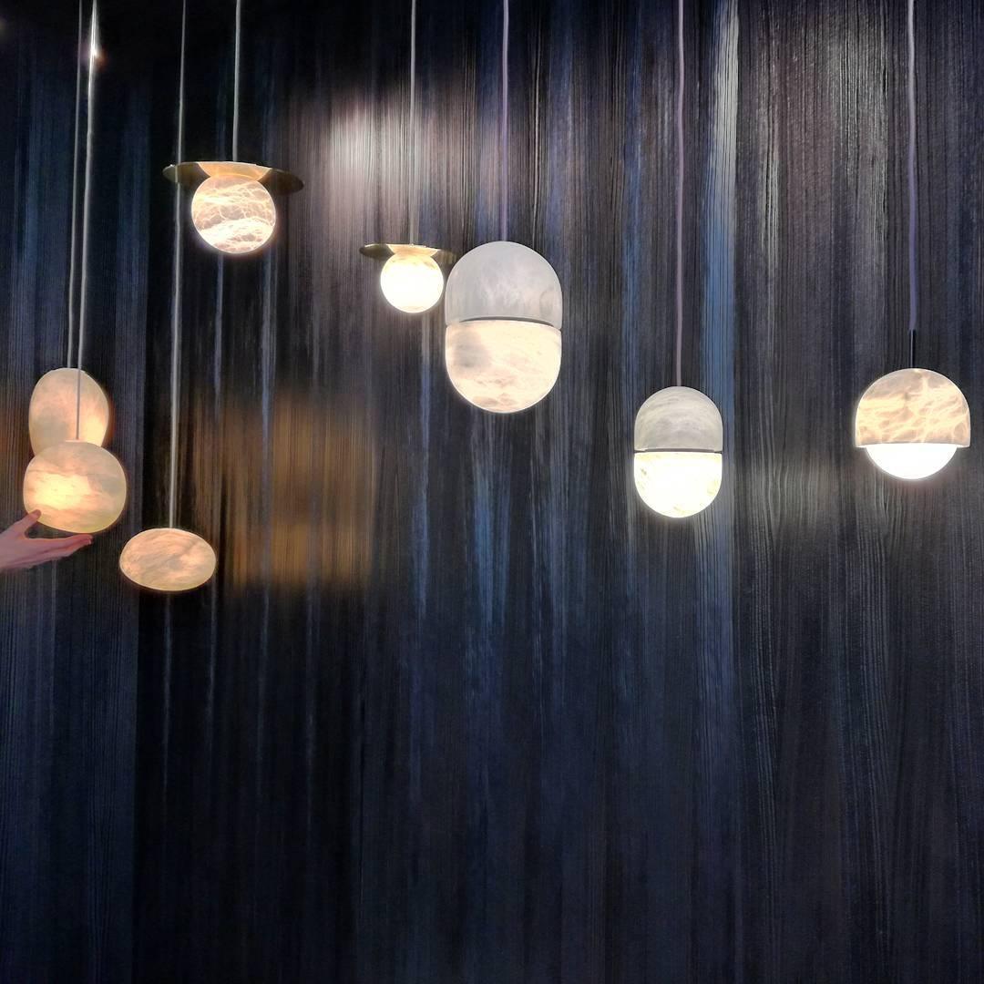 Strata Alabaster Pendant Light Capsule-shaped - Neutralighting