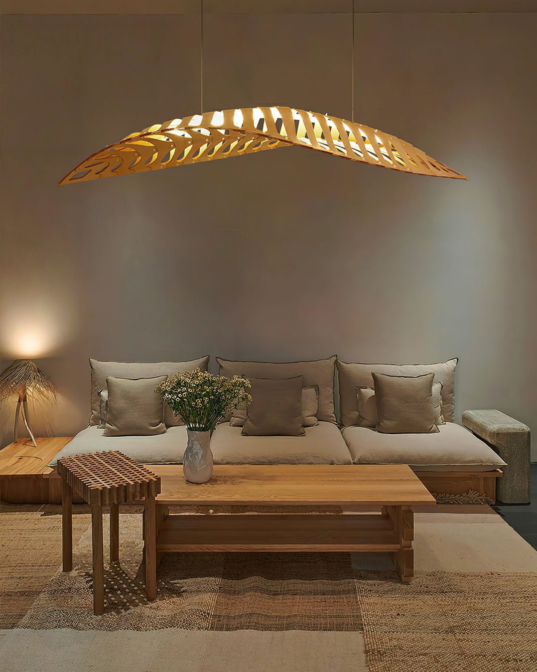 Veliren Leaf Wood Pendant Light - Blowlighting