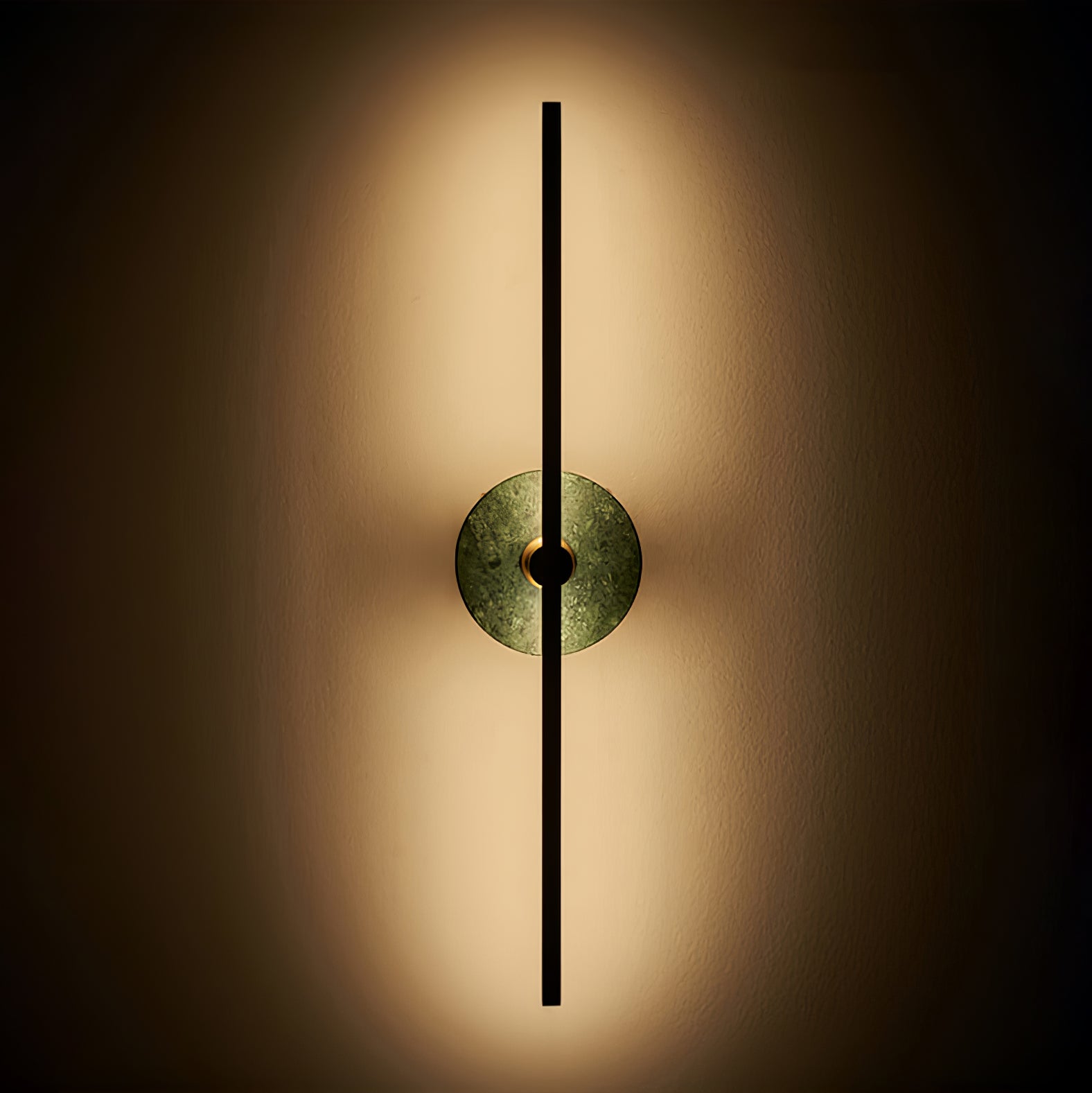 Elmarir Linear Alabaster Wall Light - Neutralighting