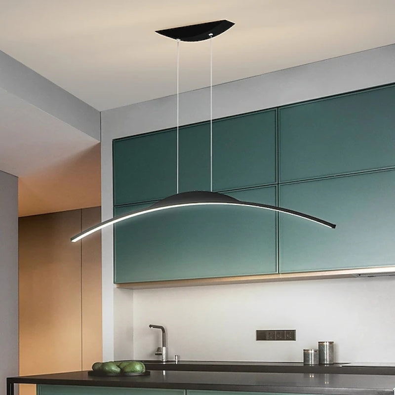 Arisha Minimalista LED Lampada a Sospensione Metallo Telecomando Lineare Nera Soggiorno/Camera da Letto