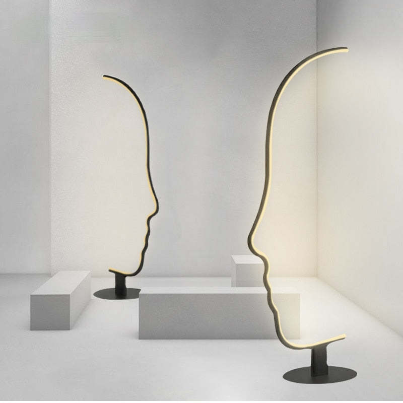 Arisha Moderna LED Lampada da Terra Metallo/Silicio Nero Arco Profilo Umano